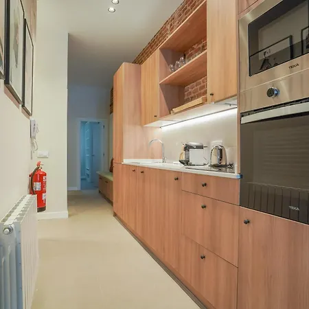 Modern Apartment-2Bedrooms 1Bath-Cuatro Caminos Madrid Buitenkant foto