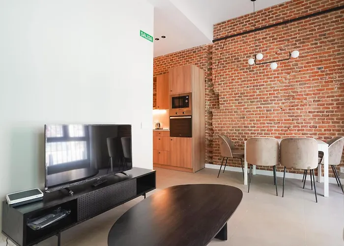 Modern Apartment-2Bedrooms 1Bath-Cuatro Caminos