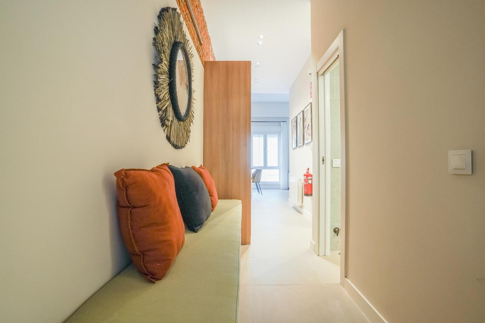 Modern Apartment-2bedrooms 1bath-cuatro Caminos Appartement Madrid