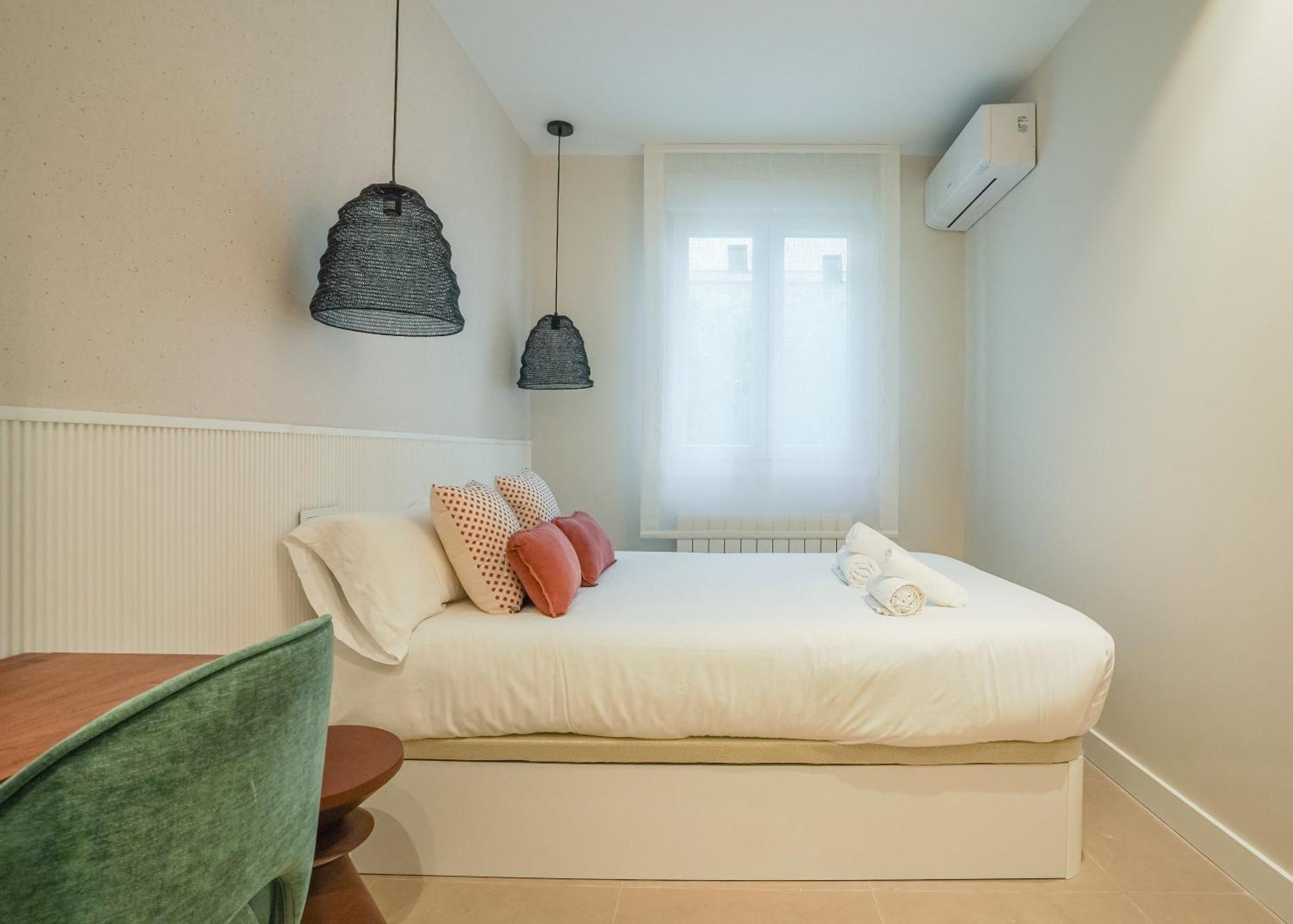 Modern Apartment-2bedrooms 1bath-cuatro Caminos Appartement